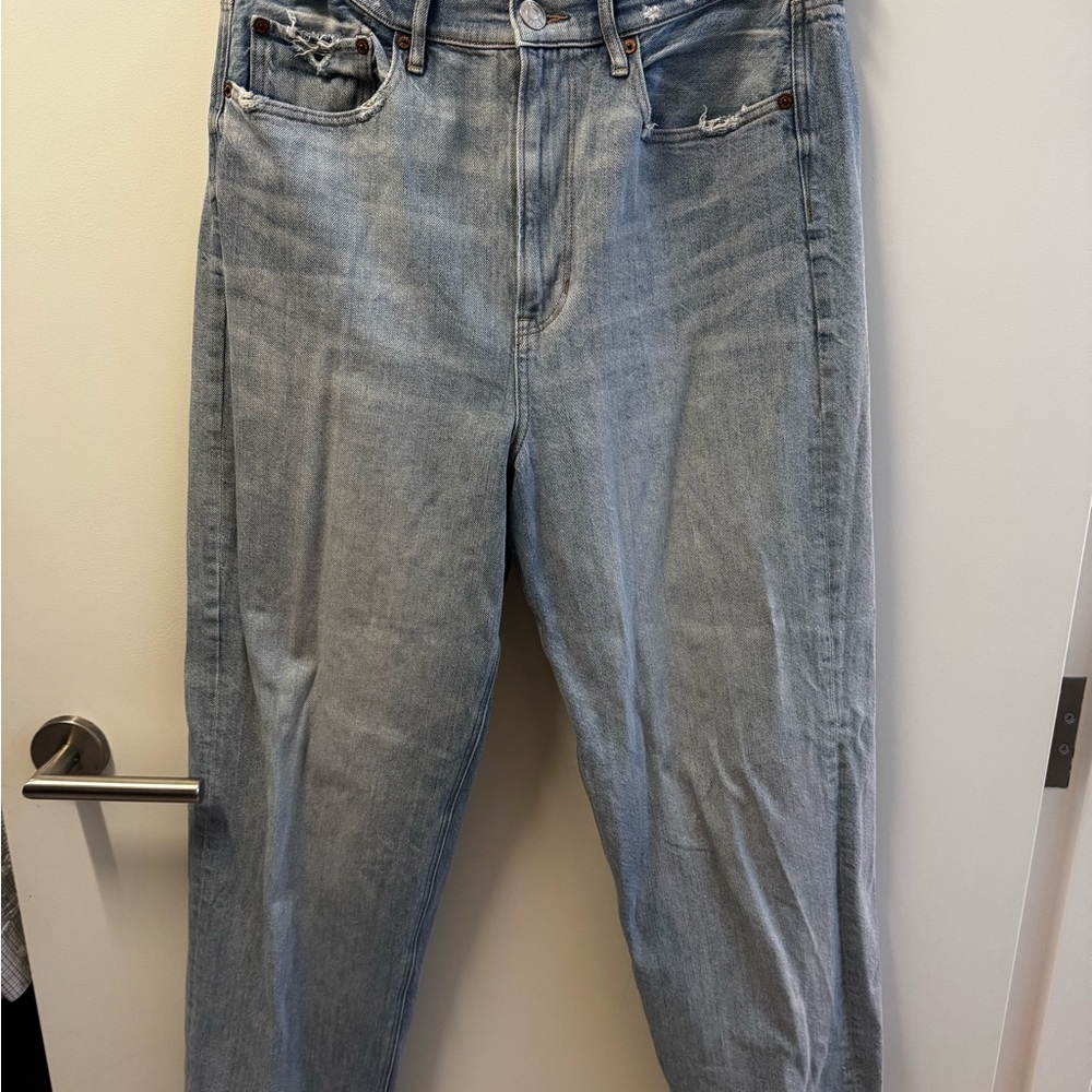 American Eagle Outfitters Light Blue Baggy Jeans - Picture 2 of 5